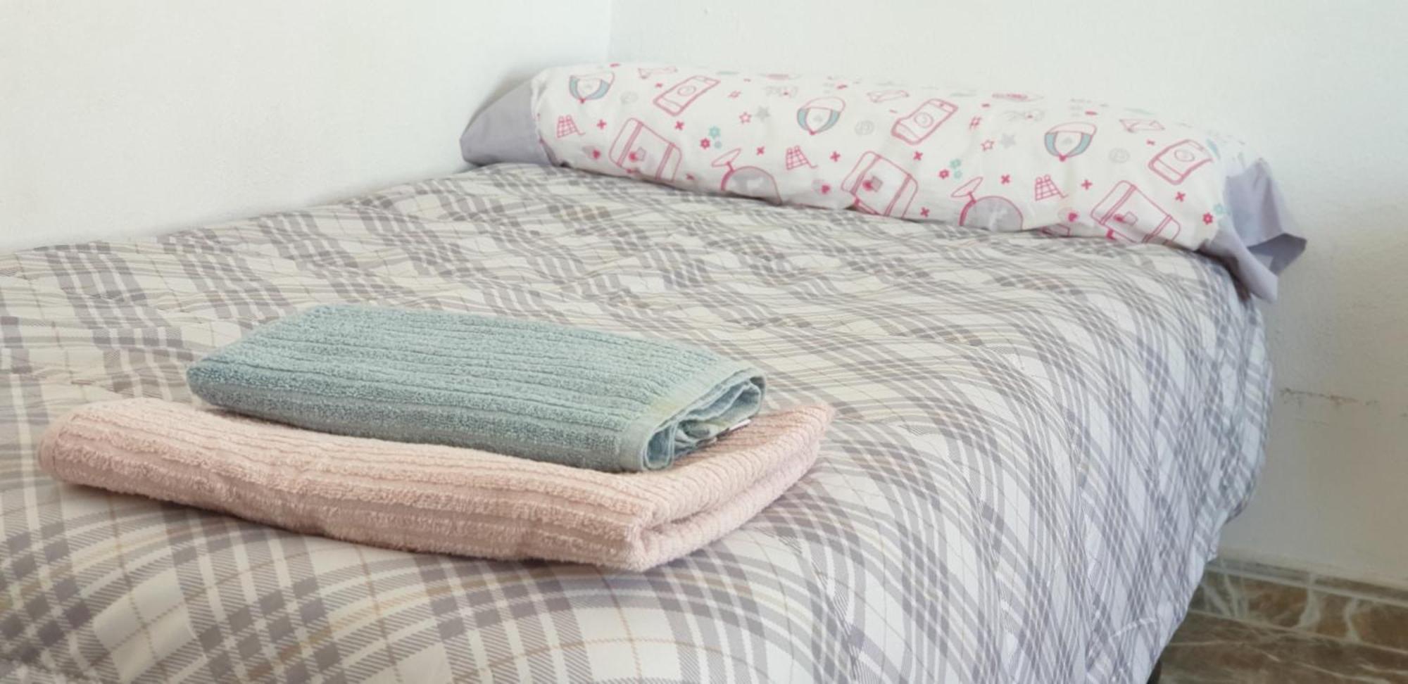 Vacansis Habitaciones Privada En Una Villa A Un Paso Del Mar En 쿠엘라 외부 사진